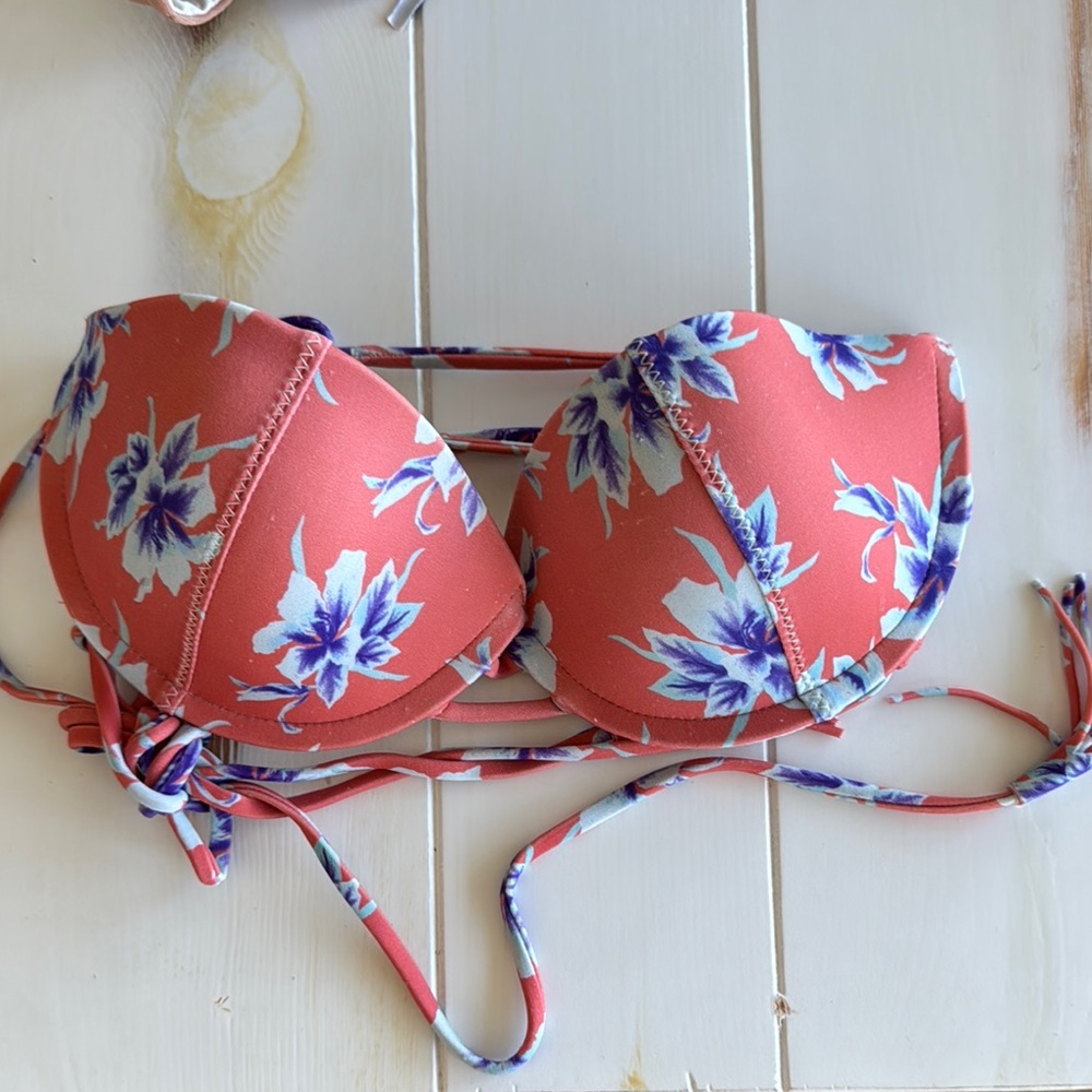 Original Acacia bikini top